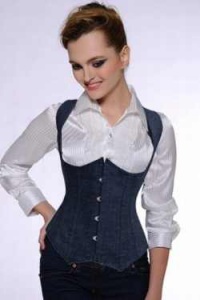 Corset-gilet.jpg